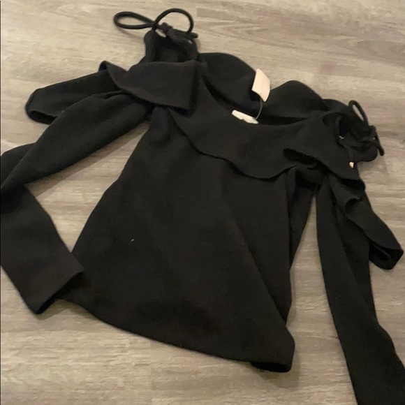 Sweater NWT - Picture 1 of 3